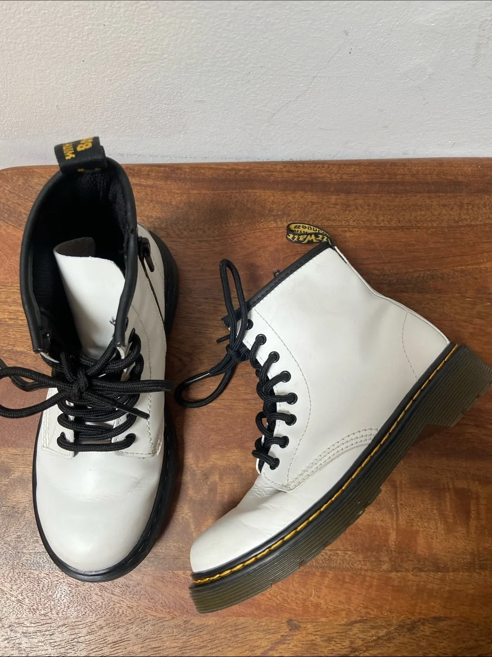 Doc Martens 1460 White Juniors Size 2
